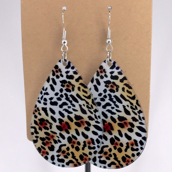 Jewelry - Leopard Print Teardrop Earrings